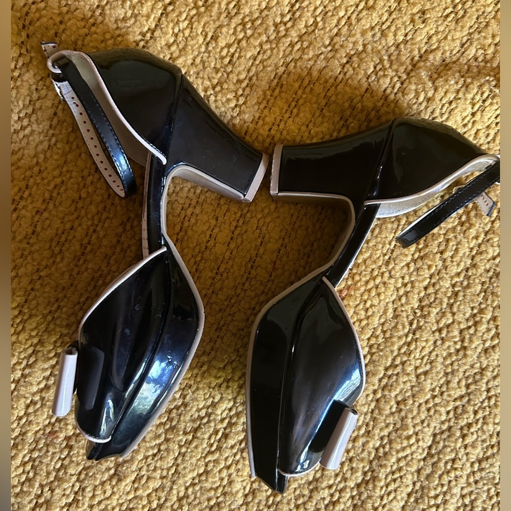 BAIT Footwear pinup style heels, size 7.5 - Picture 3 of 5